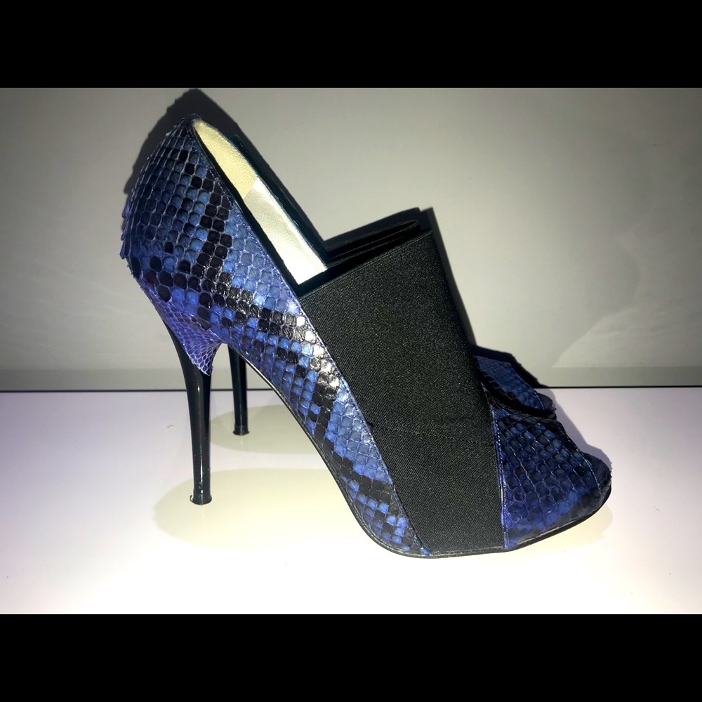 Georgina Goodman Snake Skin Heels size 6 (Eur.36)